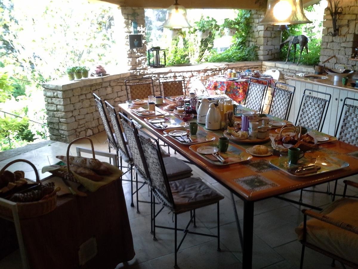 Lou Granos Bed & Breakfast Gordes Exterior photo